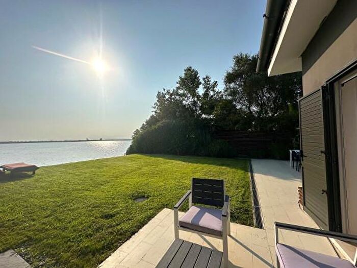 Casa trilocale in vendita in Contrada della Laguna, Rosolina