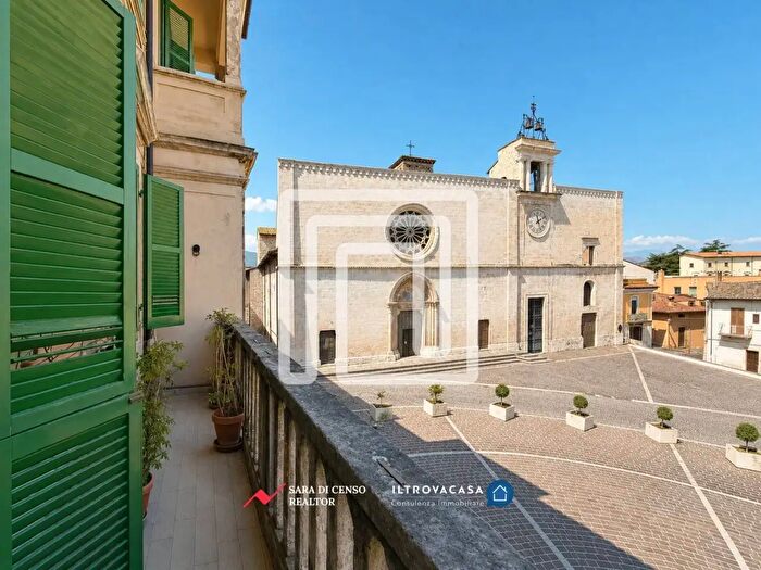 Appartamento con 5 locali in vendita in Piazza Plebiscito, Sulmona