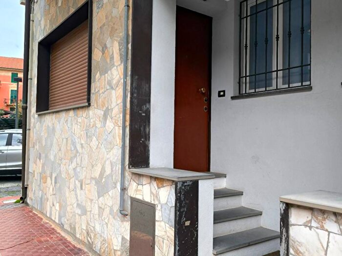 Appartamento bilocale in affitto in Via San Giorgio, Centro, Albisola Superiore