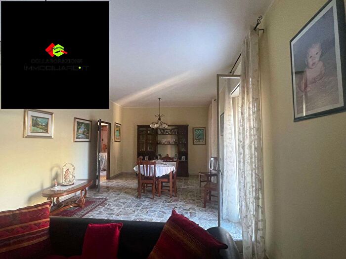 Appartamento con 6 locali in vendita in Siracusa