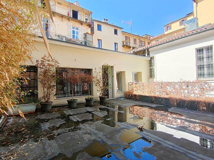 Appartamento trilocale in vendita in Via Garibaldi, Torino