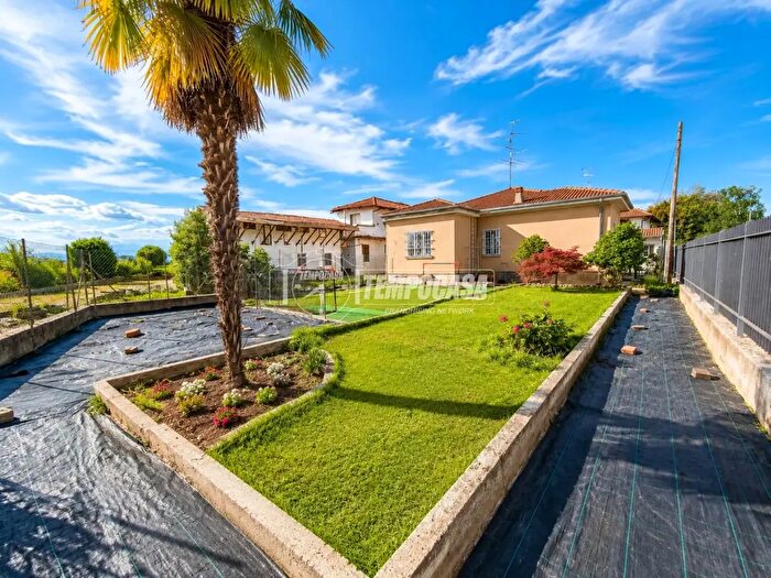 Casa con 5 locali in vendita in Via Vettignè, San Germano Vercellese