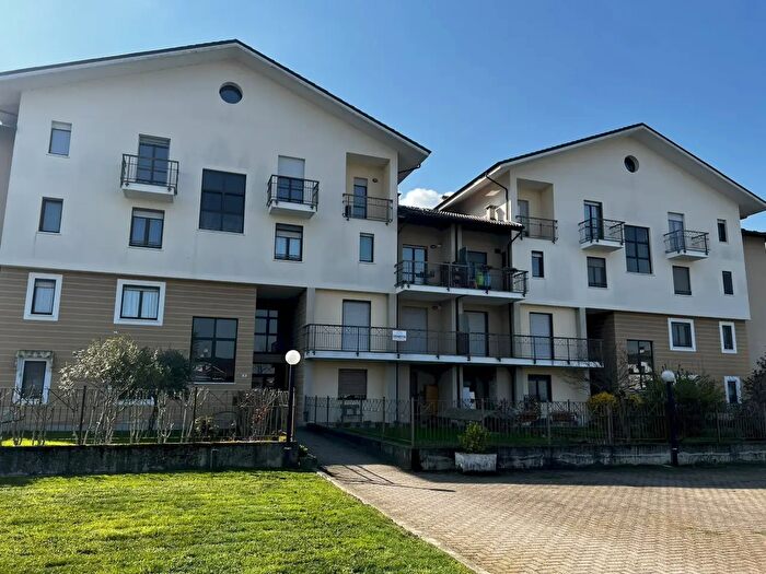 Appartamento trilocale in vendita in Via Antonio Giordana, Saluzzo