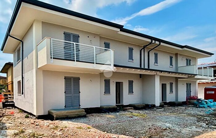 Casa quadrilocale in vendita in Via Coronino, Castegnato