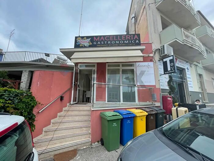 Casa quadrilocale in vendita in Pachino