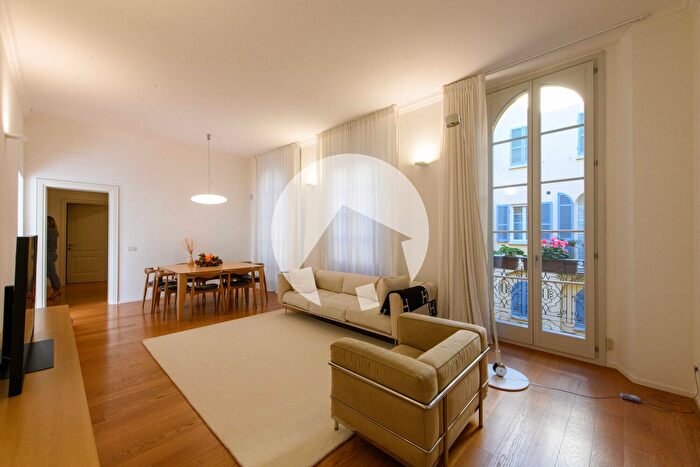 Appartamento con 7 locali in vendita in Via Campanini, Reggio Emilia