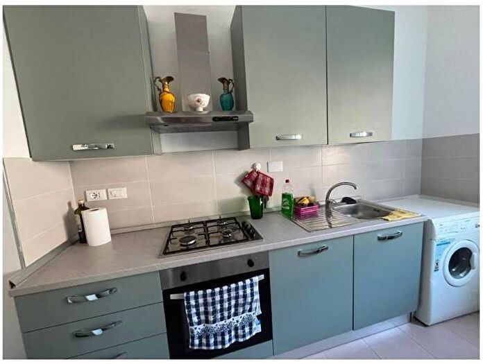 Appartamento con 5 locali in affitto in Montebello, Perugia