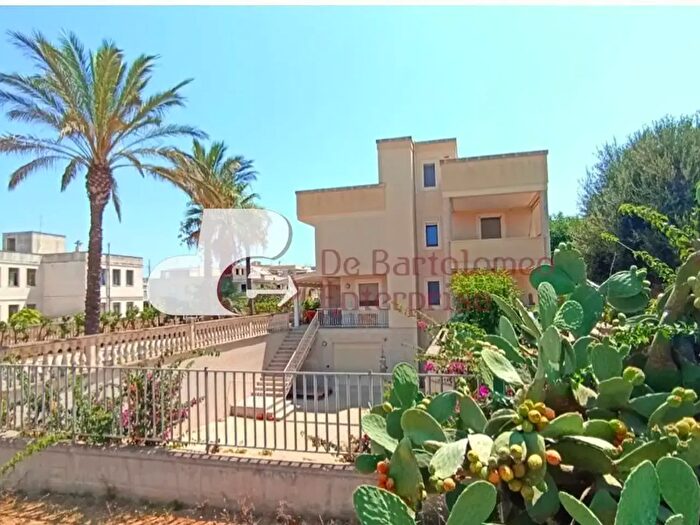 Casa in vendita in Via Rosa Curlo, Fasano
