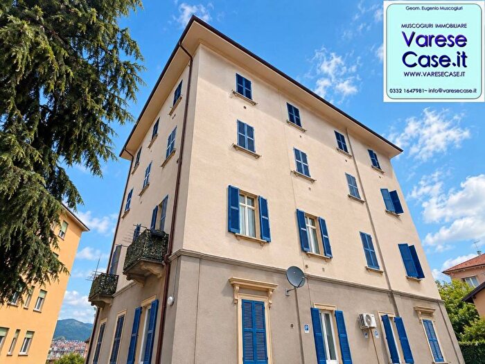 Appartamento bilocale in affitto in Via Nino Bixio, Giubiano San Carlo, Varese