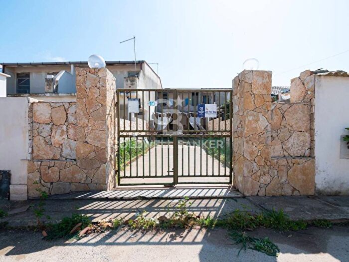Casa quadrilocale in affitto in Via Guido Campailla, Scoglitti, Vittoria