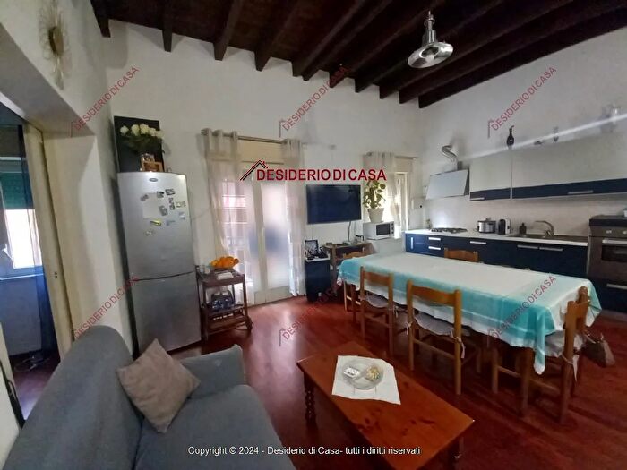 Appartamento trilocale in vendita in Via Archimede Palermo Pa Italia, Palermo