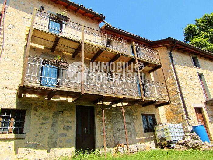 Appartamento quadrilocale in vendita in della Meta, Torre De Busi