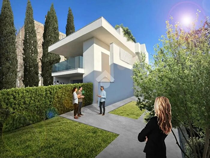 Casa trilocale in vendita in Via Einaudi, Cisterna Di Latina