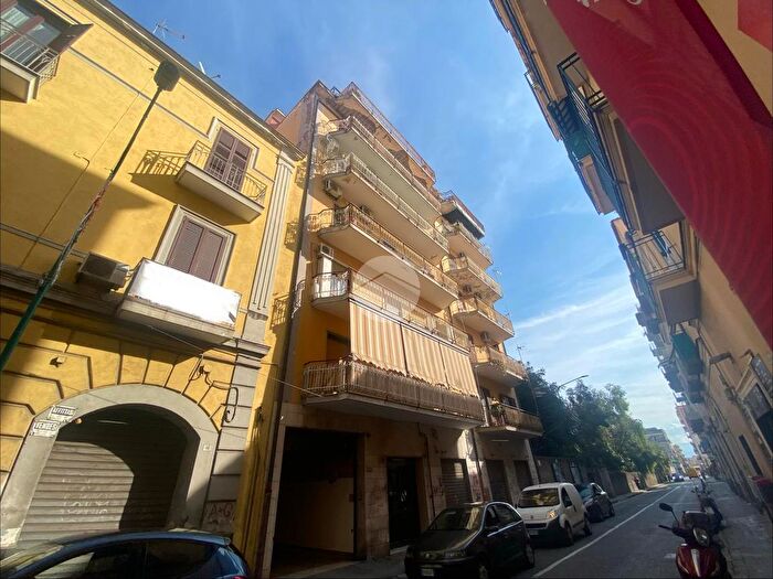 Appartamento trilocale in vendita in Via Circumvallazione, Torre Del Greco