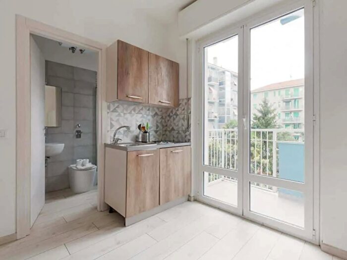 Appartamento monolocale in affitto in Via Monfalcone, Milano