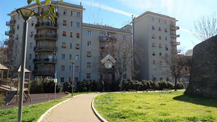 Appartamento quadrilocale in vendita in Via Bartolomeo Colleoni, Roma