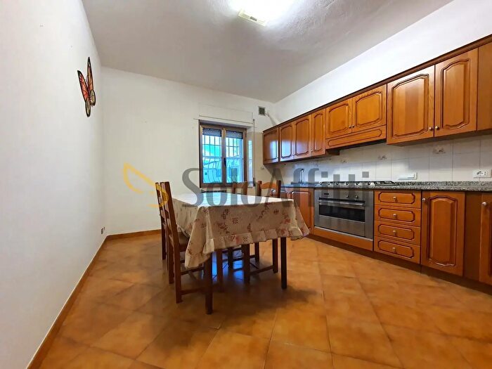 Appartamento trilocale in affitto in Viale degli Angioini, Catanzaro