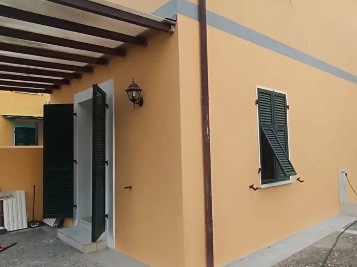 Appartamento bilocale in vendita in Via Molino del Piano, Castelnuovo Magra