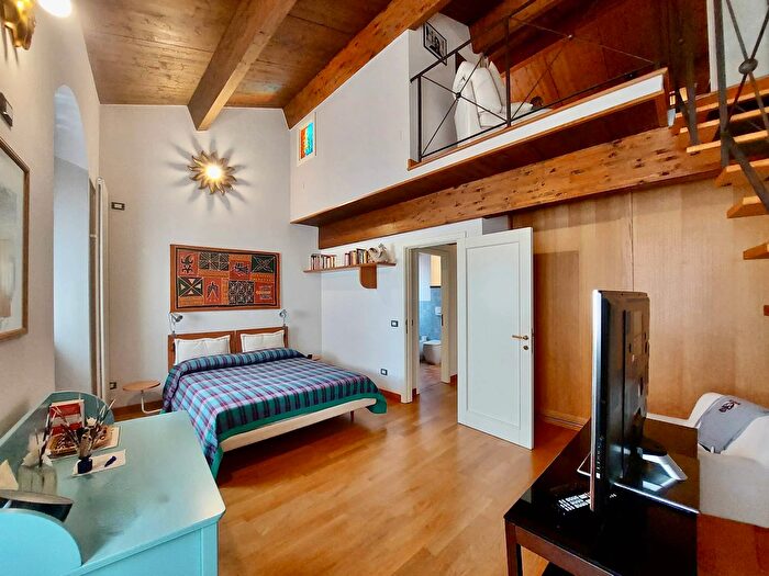 Casa con 5 locali in vendita in ° Vicolo del Piano, Fabriano