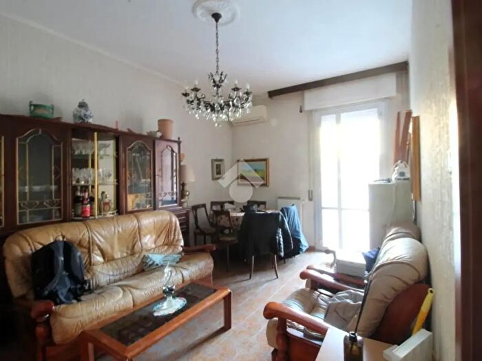 Appartamento quadrilocale in vendita in Via Trensasco, Genova