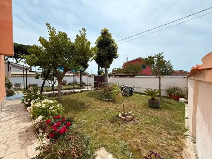 Casa quadrilocale in vendita in Via Isonzo, Ardea