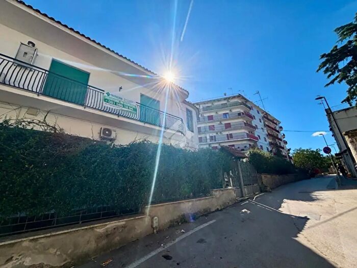 Appartamento con 5 locali in vendita in Via Guglielmo Pepe, Marano Di Napoli