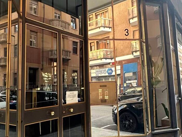 Appartamento quadrilocale in affitto in Via Gaetano Donizetti, San Salvario Dante, Torino