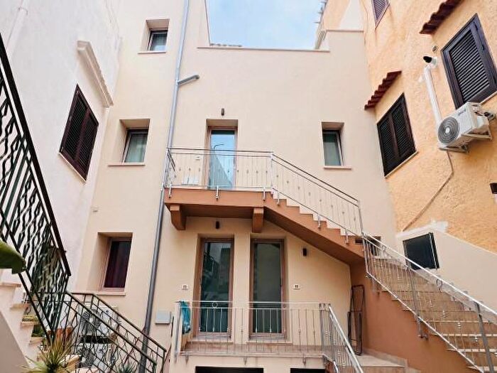 Casa quadrilocale in vendita in Via Vincenzo Pipitone, Marsala