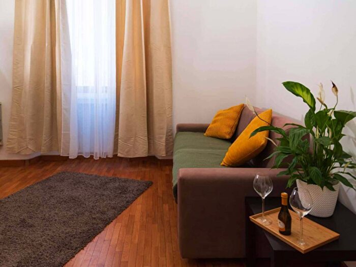 Appartamento bilocale in affitto in Via Giovanni Antonelli, Euclide, Roma