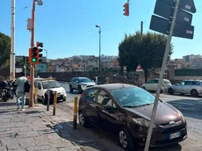 Appartamento trilocale in affitto in Corso Amedeo di Savoia Duca d'Aosta, Napoli