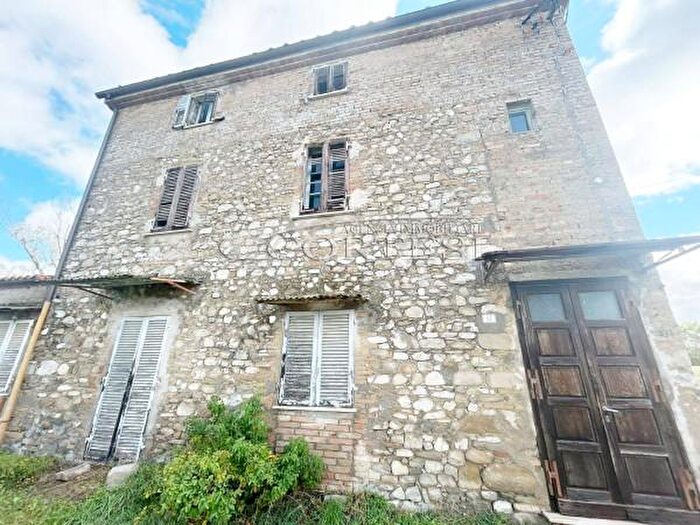 Appartamento con 6 locali in vendita in Via della Peschiera, San Giustino