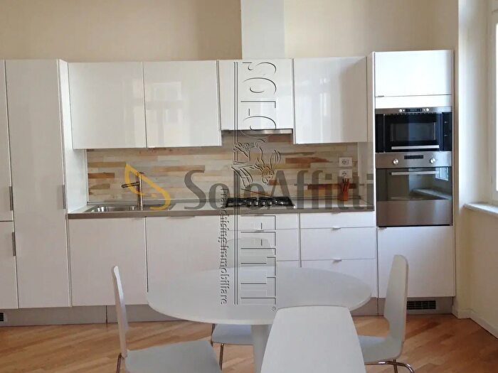 Appartamento trilocale in affitto in Via di Mercato Vecchio, Trieste