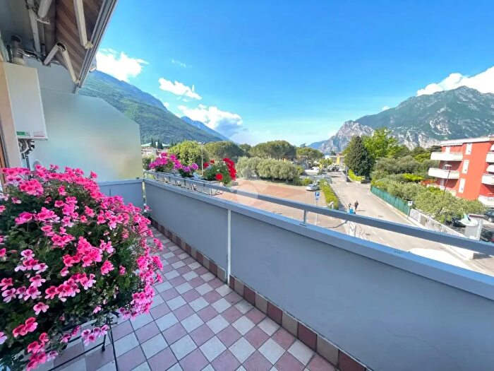 Appartamento bilocale in vendita in Via Giacomo Matteotti, Nago Torbole