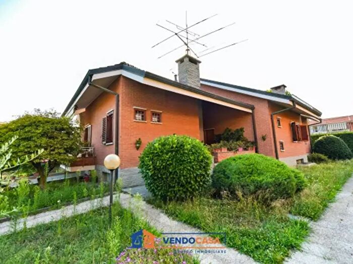 Casa con 6 locali in vendita in Via Asti, San Mauro Torinese