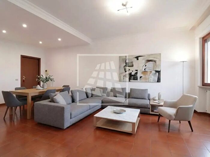 Appartamento quadrilocale in vendita in Via Papa Giovanni XXIII, Reggio Emilia