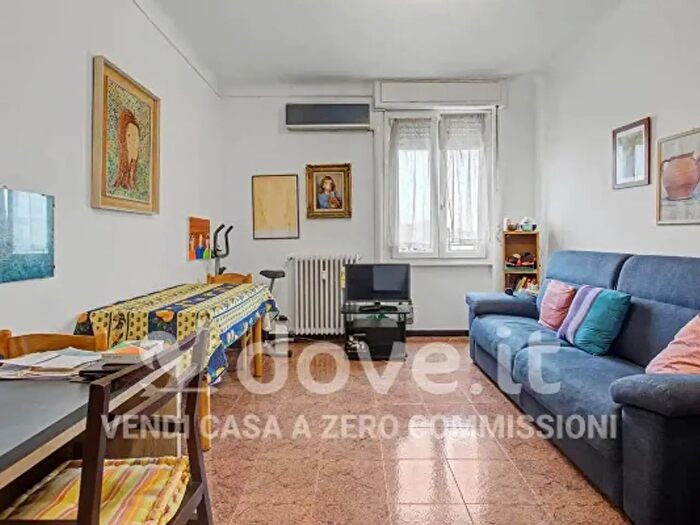 Appartamento bilocale in vendita in Piazza Prealpi, Milano