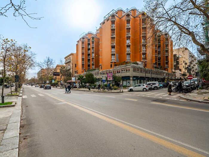 Appartamento con 6 locali in affitto in Via Della Liberta, Libertà Villabianca, Palermo