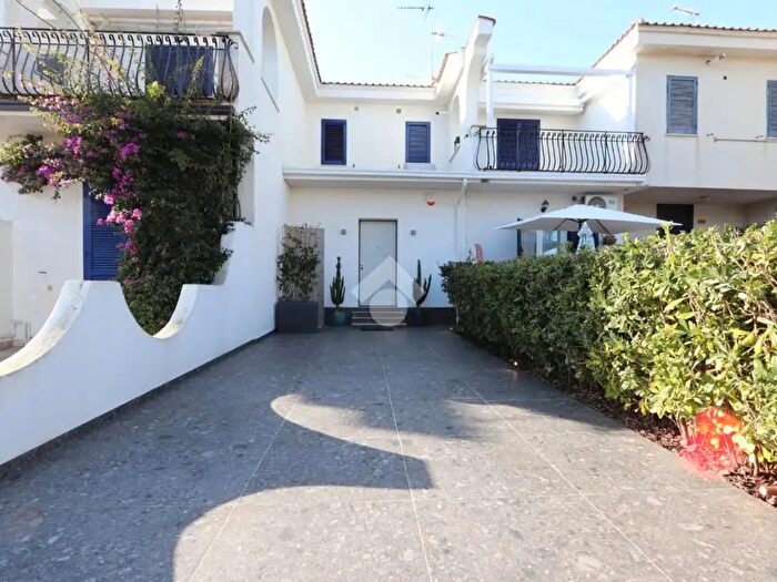 Casa quadrilocale in vendita in Via Pio La Torre, Martinsicuro