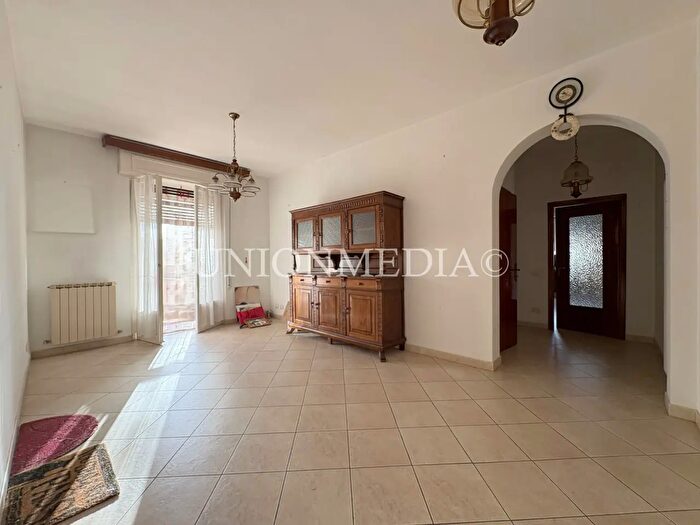 Appartamento quadrilocale in vendita in Via Porta Parma, Sarzana