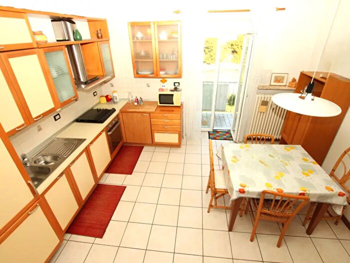 Appartamento trilocale in vendita in Via Trento, Bolzano