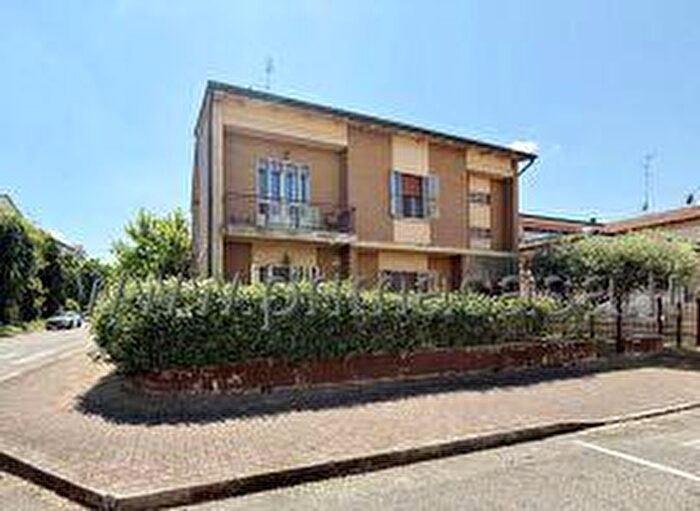 Casa con 8 locali in vendita in Via Marconi, Nogara