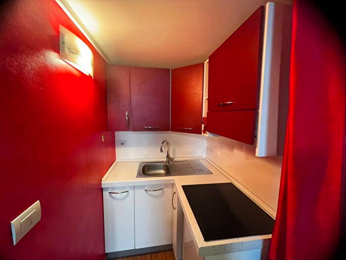 Appartamento monolocale in affitto in Via Felice Poggi, Città Studi, Milano