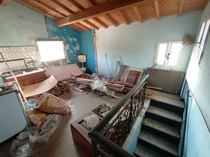 Appartamento quadrilocale in vendita in Via Roma, Lucinasco