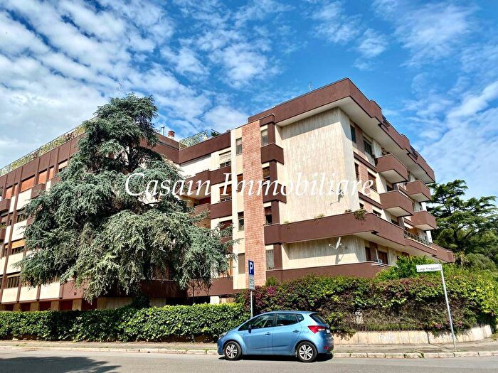 Appartamento trilocale in affitto in Via Alfredo Guglielmi, Villa Comunale, Foggia