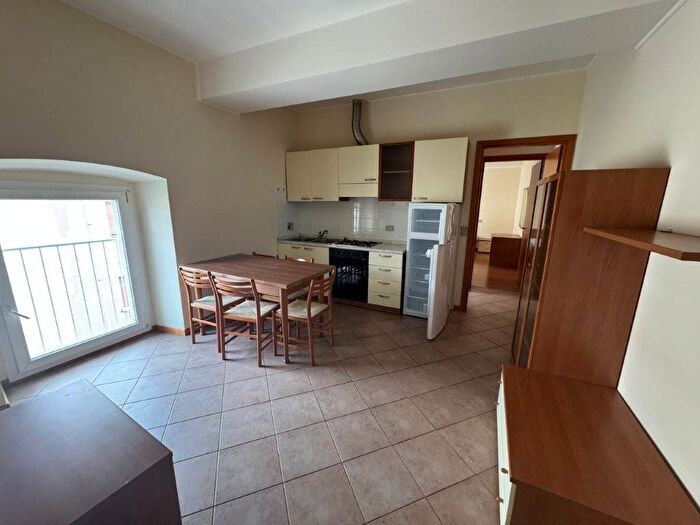 Appartamento bilocale in affitto in Via della Guardia, San Giacomo, Trieste