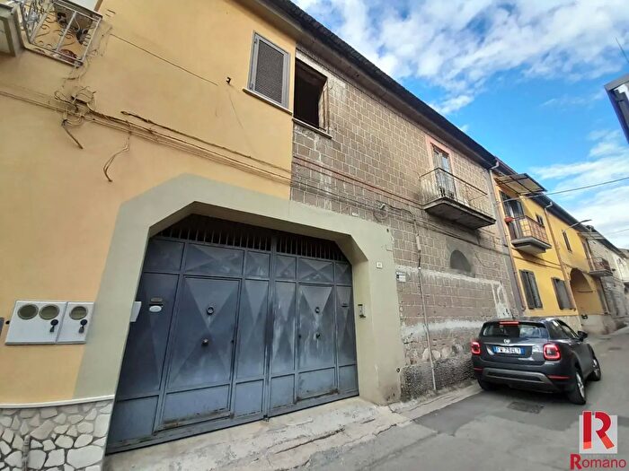 Casa con 6 locali in vendita in Via Allende, Santa Maria Capua Vetere