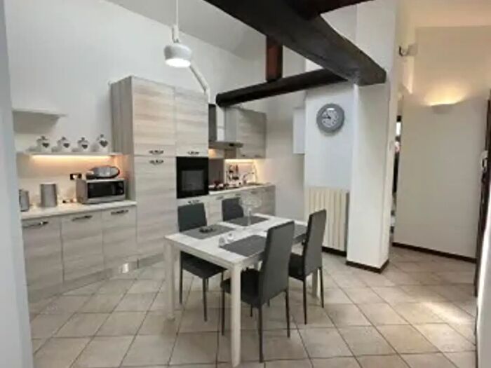 Appartamento trilocale in vendita in Via San Pietro, Alzano Lombardo