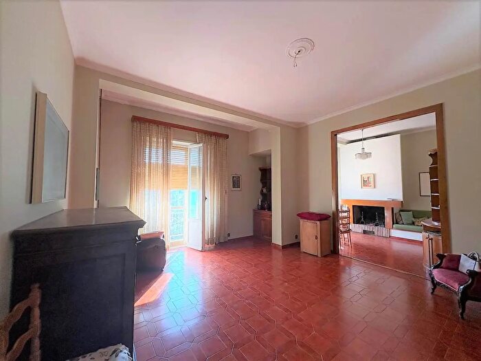 Appartamento con 10 locali in vendita in Via Pieve di Cadore, Viterbo