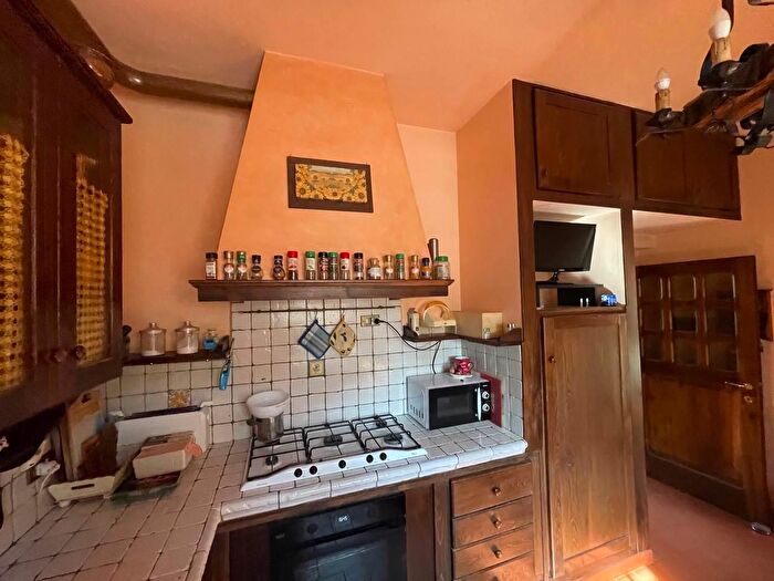 Appartamento con 7 locali in vendita in Siena