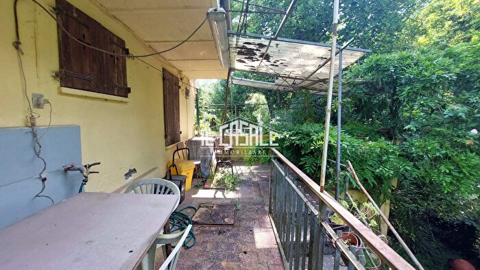 Casa con 5 locali in vendita in Vicchio